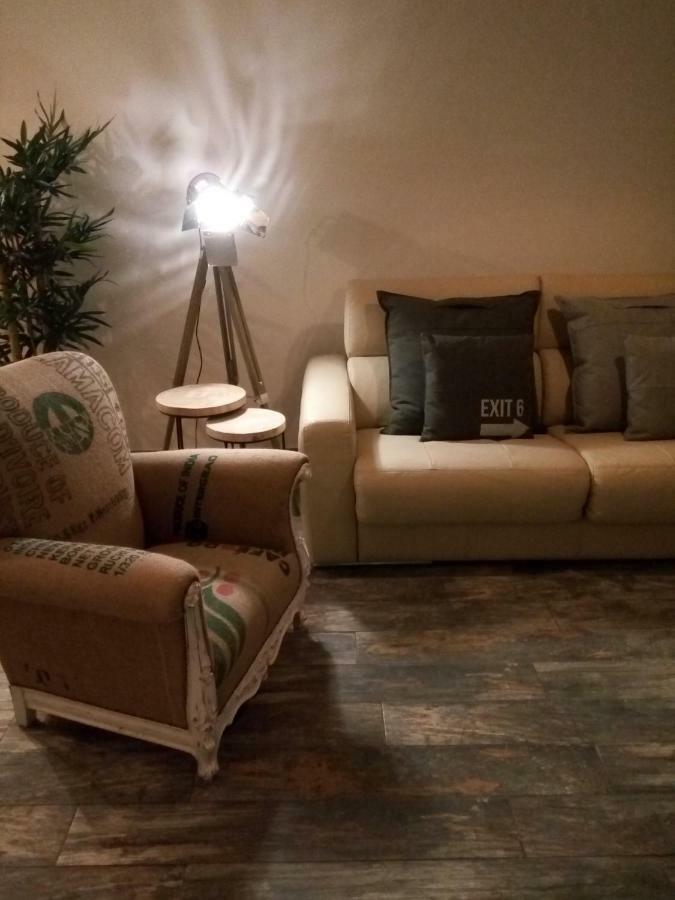 Beach Warehouse S.Pedro Estoril Appartement Buitenkant foto